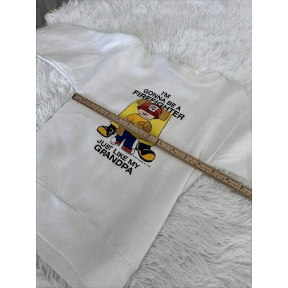 Im Gonna Be a Firefighter Just Like My Grandpa Kids Youth S Pullover Sweater VTG - Picture 13 of 14